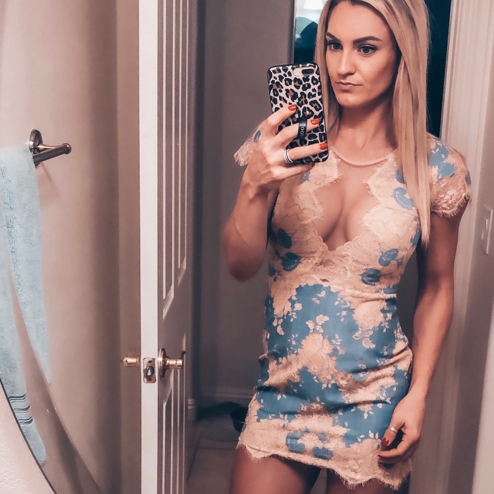 VICI lace dress